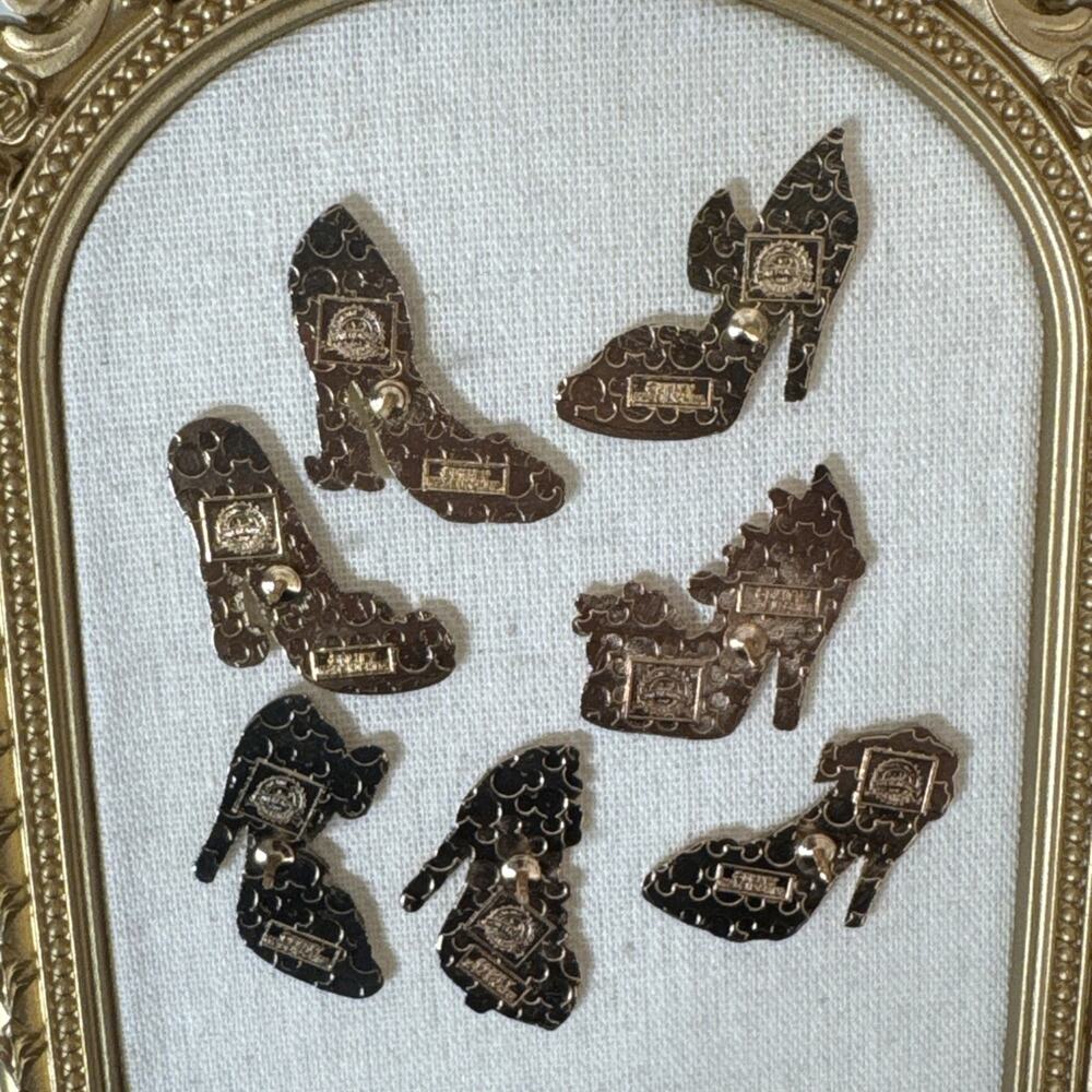 Disney Princess High Heels Pin Set Of 7 - Picture 2 of 16